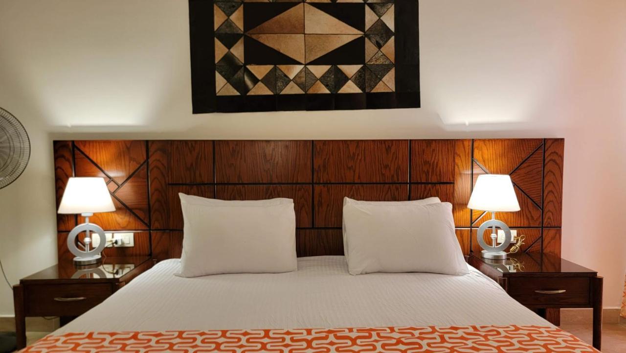 Oyster Bay Beach Resort - Luxury Serviced Condo Marsa Alam Esterno foto